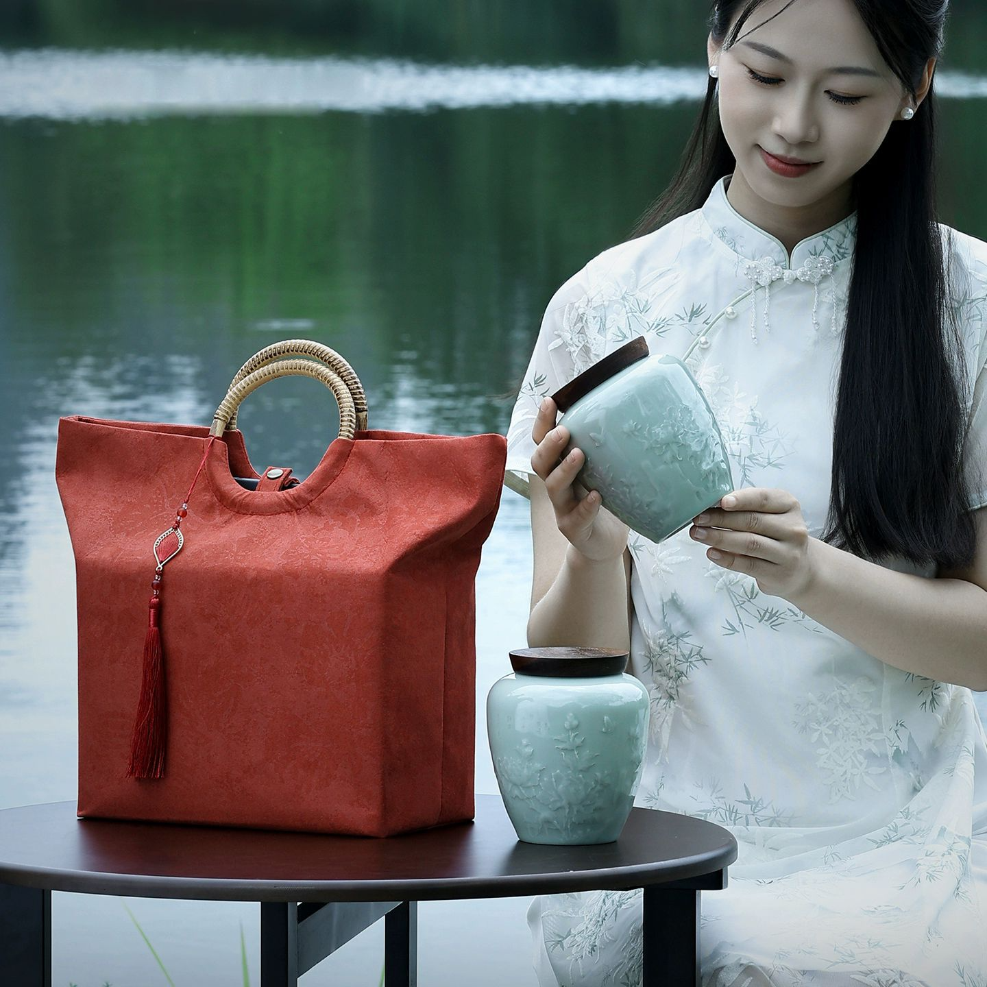 HỘP QUÀ TẶNG TRÀ MẪU ĐƠN CAO CẤP​ - Ý TRÀ QUÁN